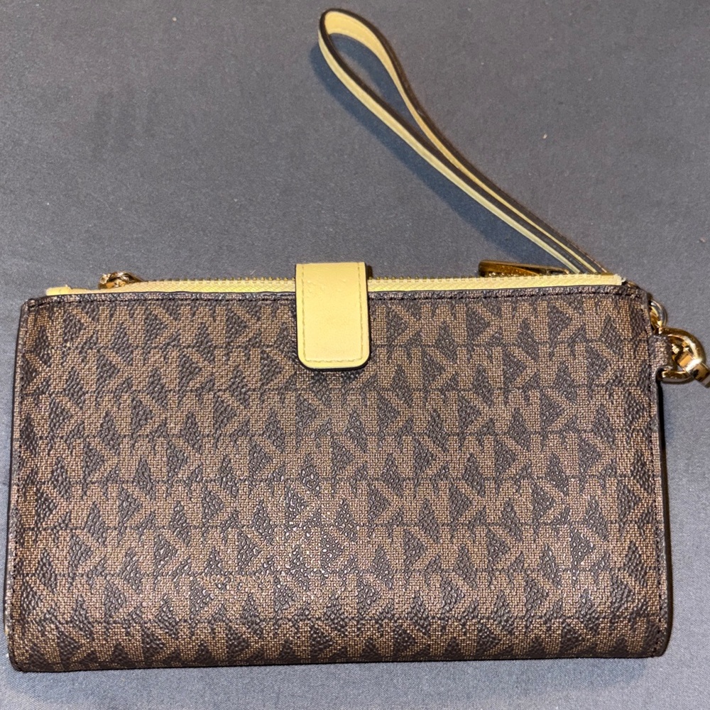 Michael Kors Monogram Brown Wristlet - Picture 2 of 6